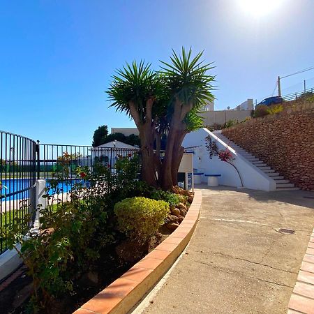 Villa Caritas Punta Lara Casasol Nerja Exterior photo